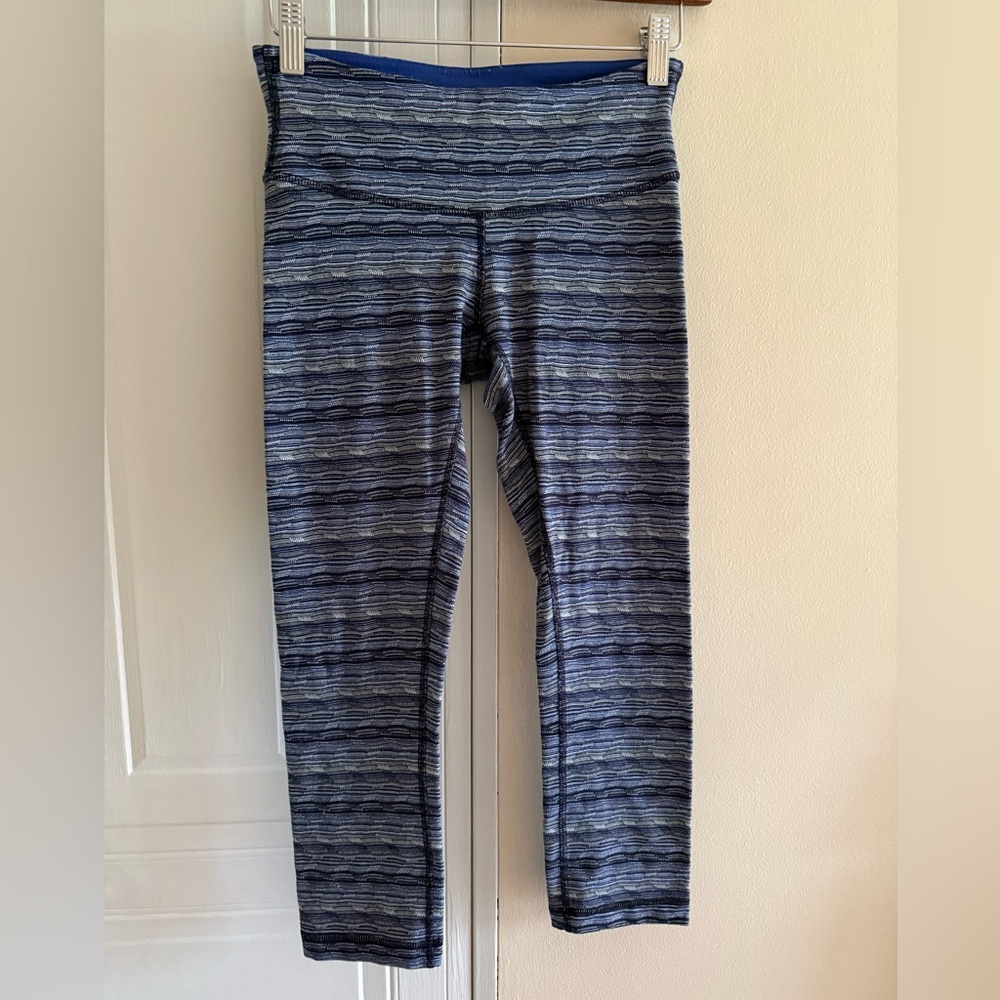 Lululemon Wunder Under Crop leggings Space Dye Twist Sapphire‎ Blue Multi Size 4